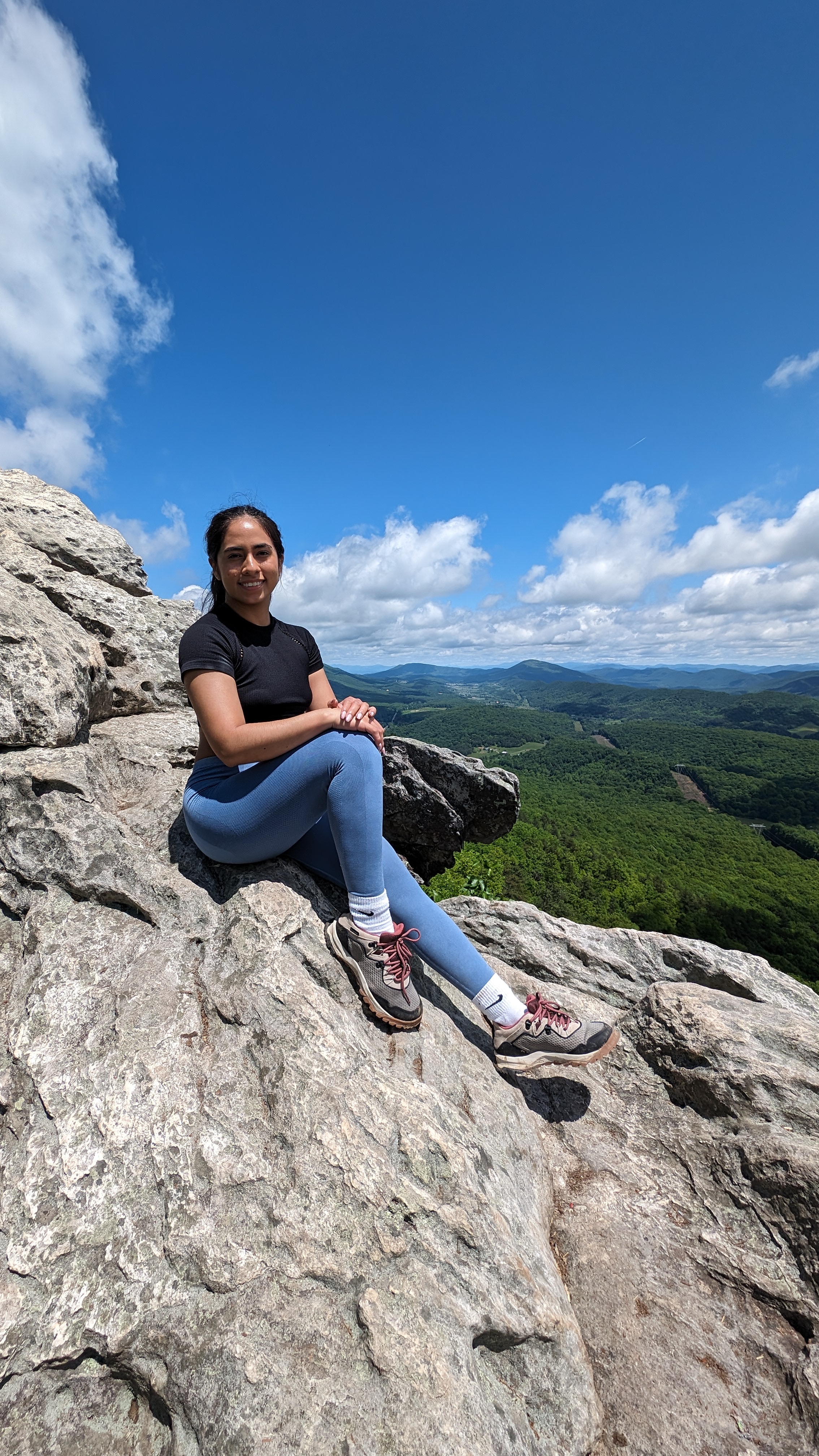 Kelly Plua hiking Dragon Tooth